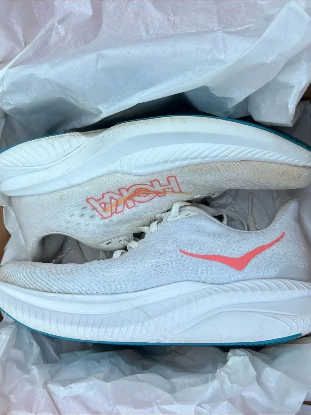 Hoka Mach 6 White Running Shoes with Coral Accent